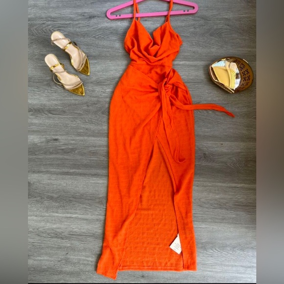 NWT SexyPlunging Neckline Spaghetti Strap Maxi Bodycon Dress Thigh-High Slit - Picture 4 of 5